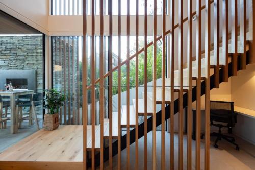 Lakehouse 1- Free Parking- Walk To Town- Air Con - image 9