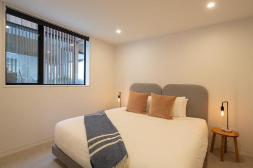 Lakehouse 2- Free Parking- Walk To Town- Air Con - image 12