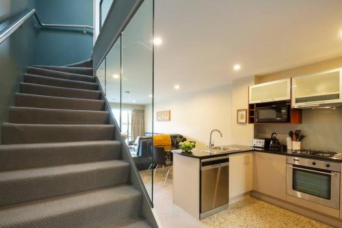 Remarkable Apt- Pet Friendly- Lake Views- Garage - main image