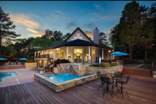 Durham Home-Getaway with Patio