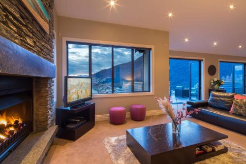 Villa Moana- Gas Fire- BBQ- Free Parking - image 5