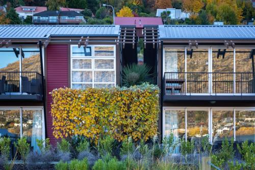 Villa Mantra- Free Parking- AC- Direct Lake Access - image 6