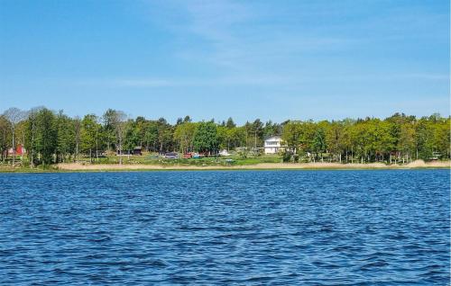 숙소 외관, 2 Bedroom Awesome Apartment In Jämjö (2 Bedroom Awesome Apartment In Jamjo) in 토르함