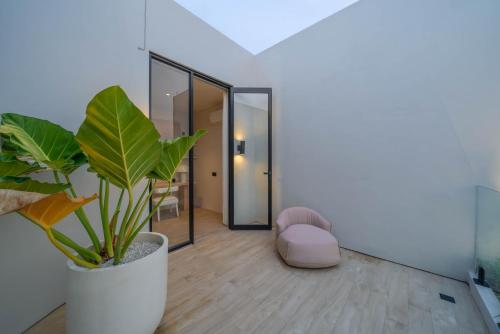 Two-Bedroom Villa image 1