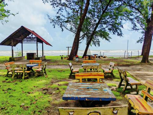 ชายหาด, Desaru Black Beach Sky Mirror Resort in เดซารู