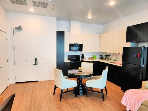StaysPro - Cityscape Luxury Rental Homes in the Heart of Los Angeles in Los Angeles, USA