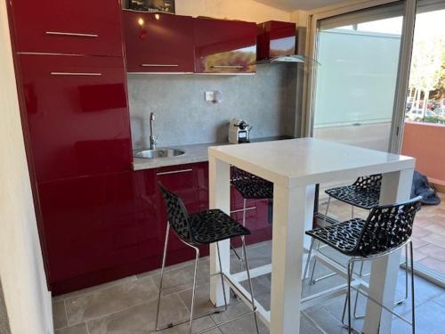 Appartement Cap d'Agde, 2 pièces, 4 personnes - FR-1-749-41 - Apartment - Cap d'Agde