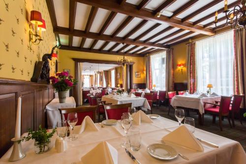 Restaurant, Hotel Cafe Restaurant De Gouden Karper in Bronckhorst