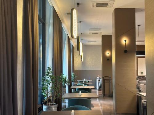 ห้องอาหาร, Raavah Aparthotel in เขตออยซอฟ