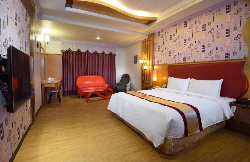 Queen Room with Spa Bath (Check-in after 18:00) image 10
