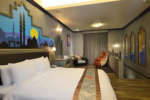 Queen Room with Spa Bath (Check-in after 18:00) image 4