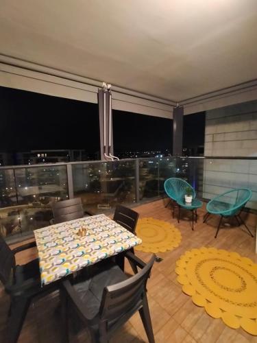 Amazing Tower apt at karmei Gat- perfect familly vacation in 키리아트 가트