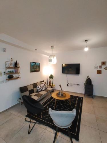 Amazing Tower apt at karmei Gat- perfect familly vacation in 키리아트 가트