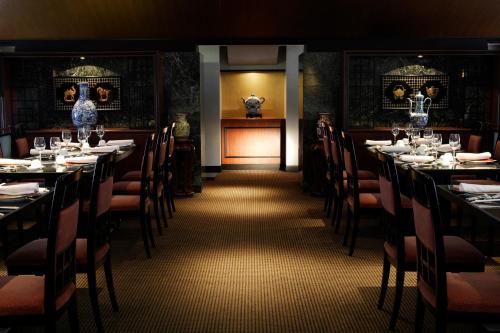 RIHGA Royal Hotel Osaka photo 3