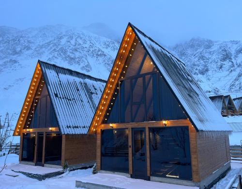 Kazbegi Hills Cottages - Chalet - Stepantsminda