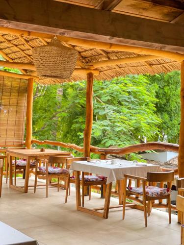 Restaurant, VOVO TELO LODGE in Ifaty