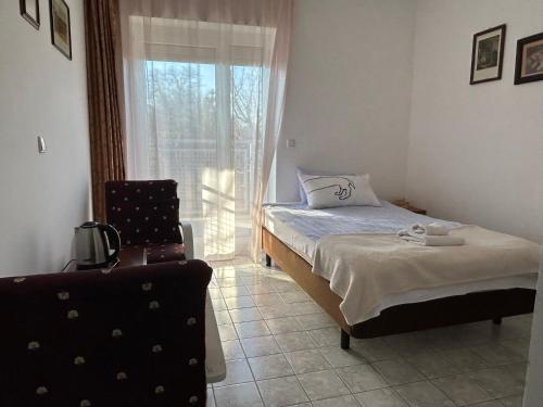 1 twin bed