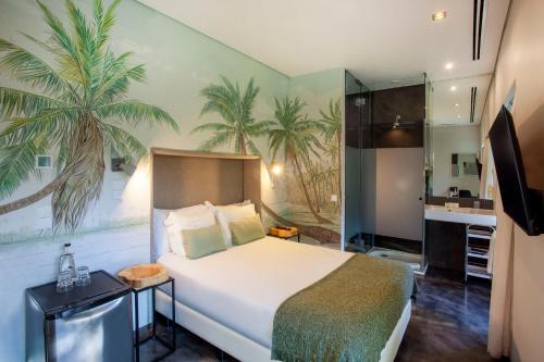 Junior Double Room with Balcony room in Casa Vela Boutique House & SPA