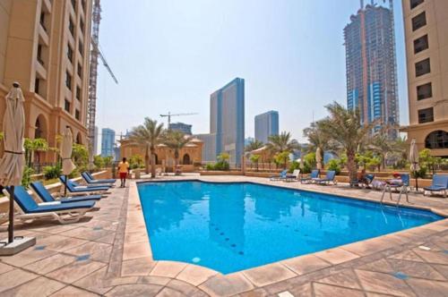 Upgraded 3BR Jacuzzi & Comfort at JBR