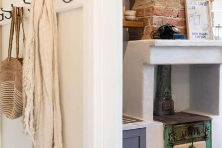 Rossini's Cottage - Hills Escape in Blackwood