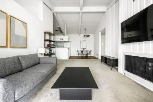 Culver City 2BR w Gym Pool nr shops LAX-343, Los Angeles (fotografie 2)