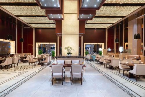 Howard Johnson Tropical Garden Plaza Kunming photo 2