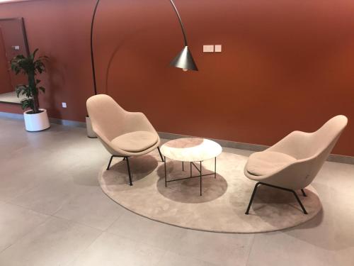 Lobby, les voiles near SIKKA Cafe - La Mer