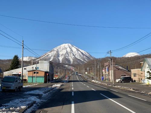 ８名までOK／尻別岳を一望／ルスツリゾートまで車で９分／SISUMO鈴川