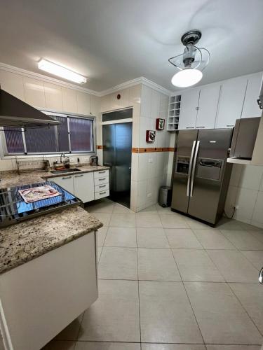 ห้องครัว, Gran Enseada - Praia Guarujá (Gran Enseada - Praia Guaruja) in ตอร์ตูกา