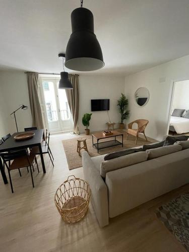Cozy&NEW Apartment para 6pax en la Plaza de Tirso - Madrid