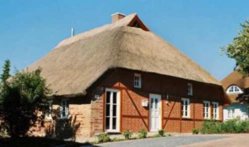 Alte Fischerkate in Groß Zicker, Deutschland