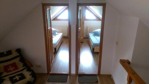 Vestabils, Aterman House in Dumbravita (Brasov)