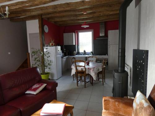 Jolie maison de vacances Gîte des Ecureuils - Location saisonnière - Buzançais