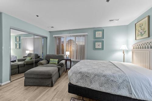 Two-Bedroom House image 10