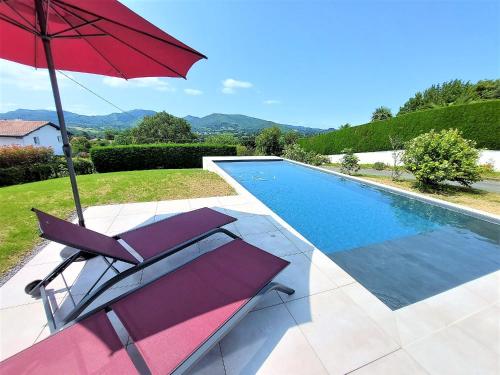 LE GARCIA villa au calme et vue sur les montagnes - Location, gîte - Urrugne