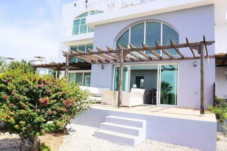 75m² 2 guļamistaba, 2 privāta vannas istaba Dzīvoklis Küçükerenköy
 (Joya Cyprus Sugarberry Garden Apartment) in Akanthou