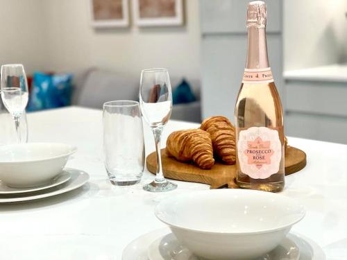 Ételek és italok, Stylish Urban Escape Cardiff Bay Free Parking near Cardiff Öböl Gát