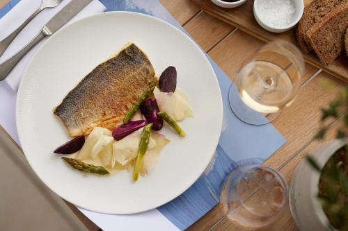 Summer Senses Luxury Resort Summer Senses Luxury Resort