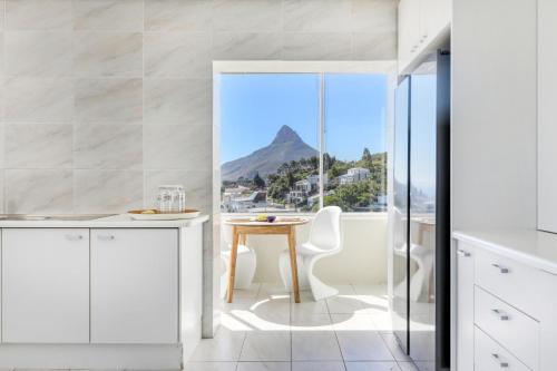 Callisto - Camps Bay