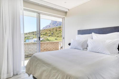 Callisto - Camps Bay