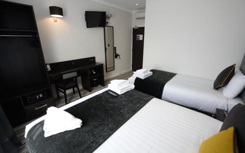 The 29 London - FKA Airways Hotel Victoria - image 3