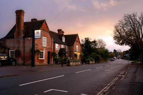 The Huntsman of Brockenhurst - image 5