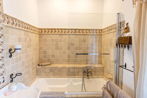 Maison Bournissac – Noves, NY