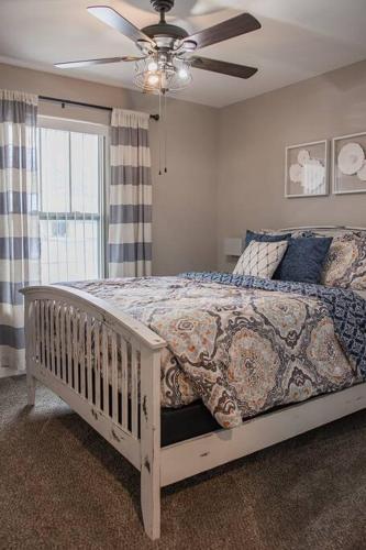 Lovely 3 Bed Condo in Loves Park in Loves Park, USA
