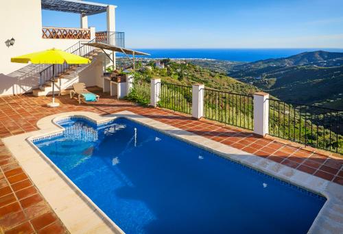Villa with Sea View
