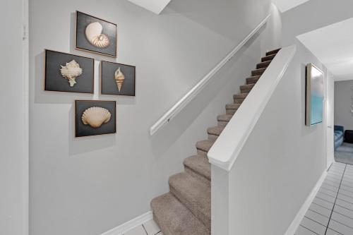 Southbay by the Gulf 119 only Steps from the Beach a 3 Bedroom Townhome in Destin near Louisiana Lagniappe