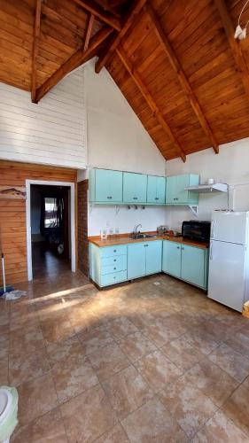 廚房, Tito Fly in 佐利拉