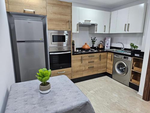 3 Bedroom Luxury Apartment with Premium Amenities for Larger Families, Casablanca (Foto 9)