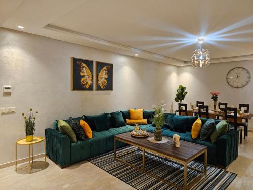 3 Bedroom Luxury Apartment with Premium Amenities for Larger Families, Casablanca (Foto 10)