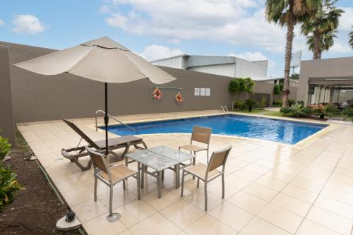 Holiday Inn Express & Suites Guadalajara Aeropuerto By IHG - 수영장